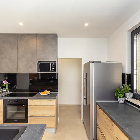 Hedera Estate, Hedera Ii ドゥブロブニク