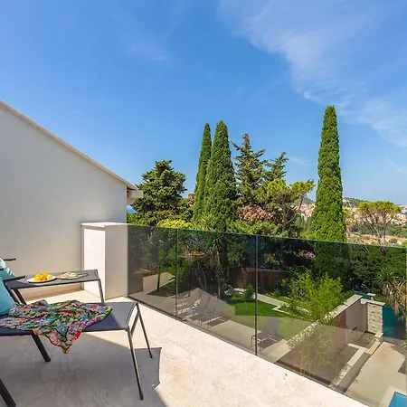 Hedera Estate, Hedera Ii ヴィラ