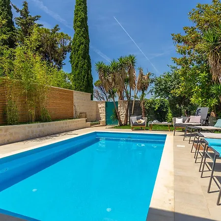 Hedera Estate, Hedera Ii ヴィラ