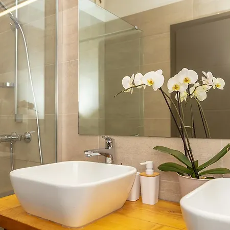 Villa Hedera Estate, Hedera Ii