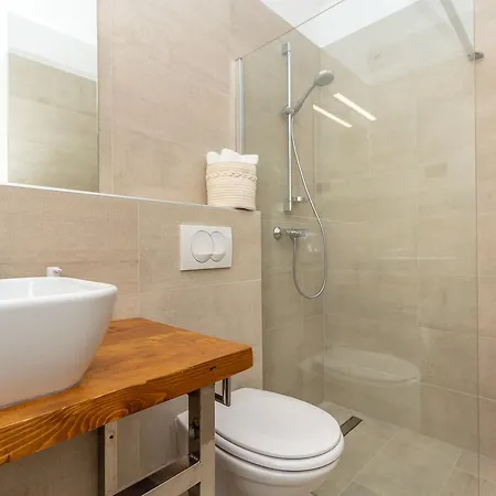 Hedera Estate, Hedera Ii ドゥブロブニク