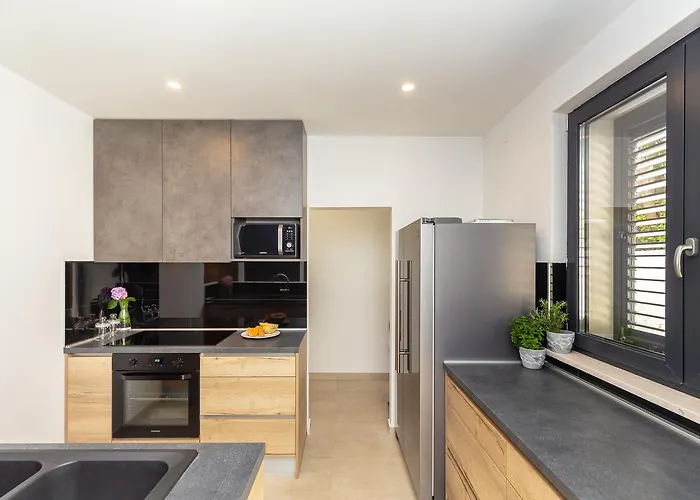 Hedera Estate, Hedera Ii Dubrovnik