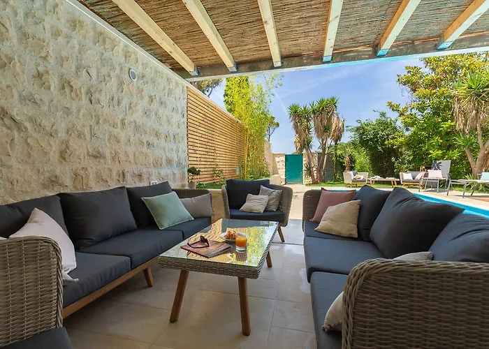 Hedera Estate, Hedera Ii