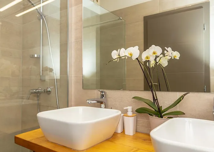 Villa Hedera Estate, Hedera Ii