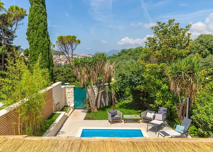 Hedera Estate, Hedera Ii